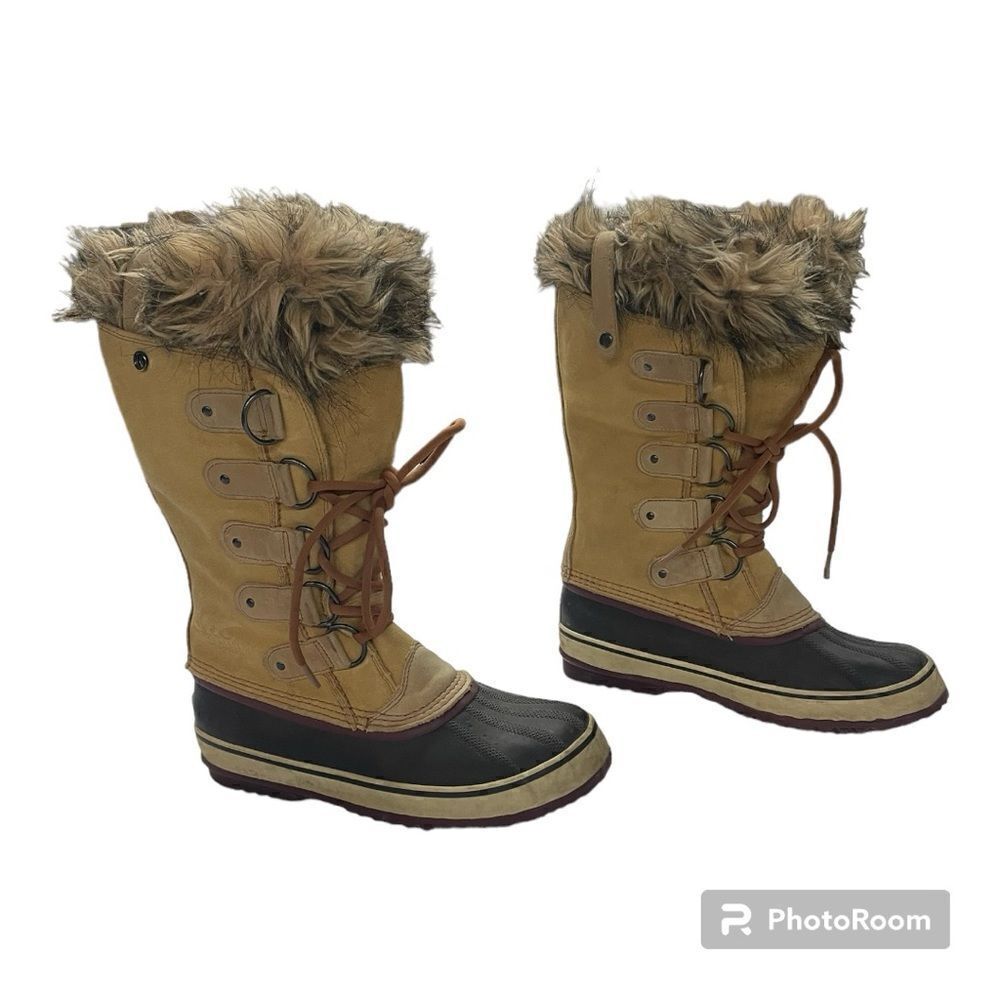 Sorel Women’s Joan of Artic Boots Size 9